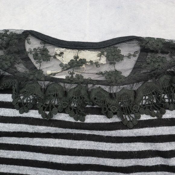 Areve Sweater Womens L Black Gray Cardigan Long Sleeve Stripe Button Knit Lace - Picture 14 of 16